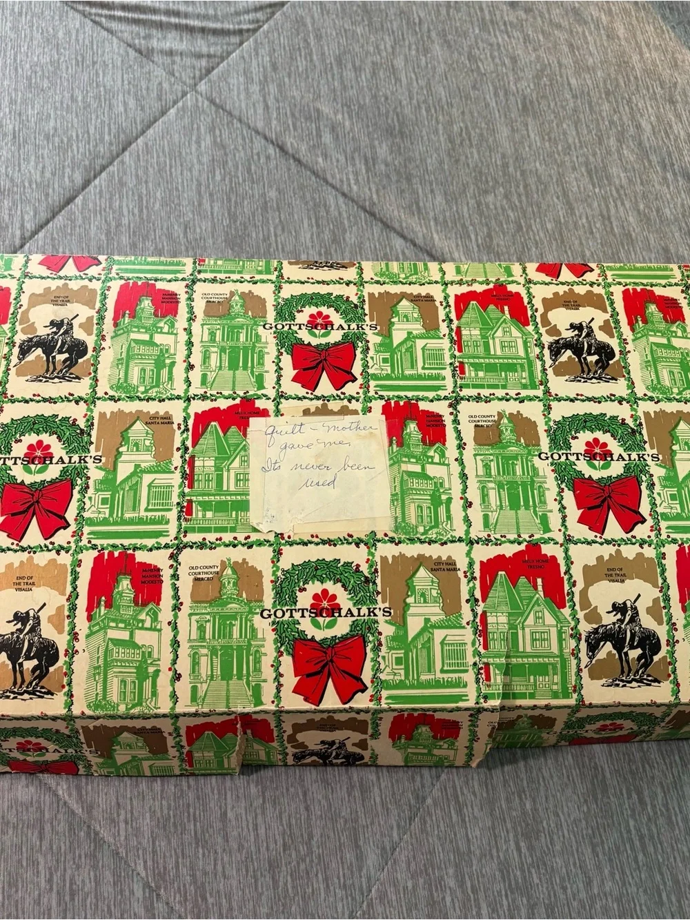 Vintage 1930s Handmade Double Wedding Ring Pattern Quilt (86